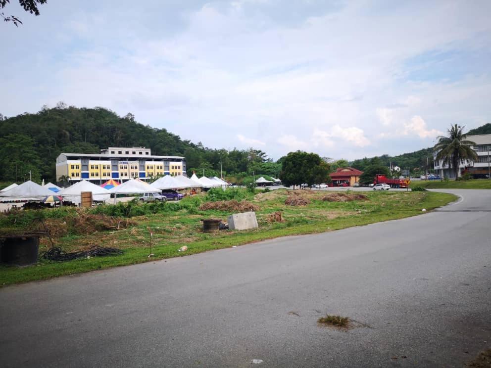 Nice Stay Hotel Raub Exterior foto