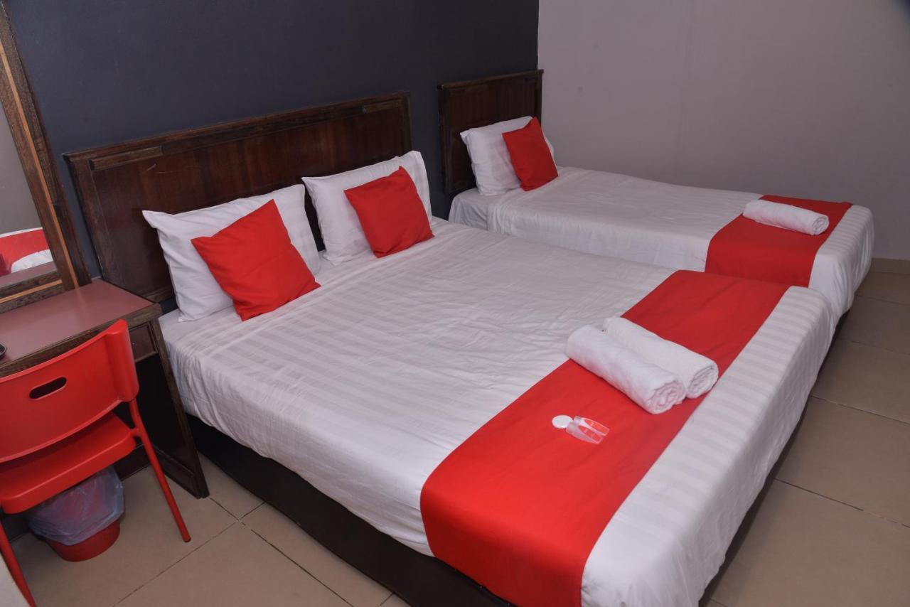 Nice Stay Hotel Raub Exterior foto